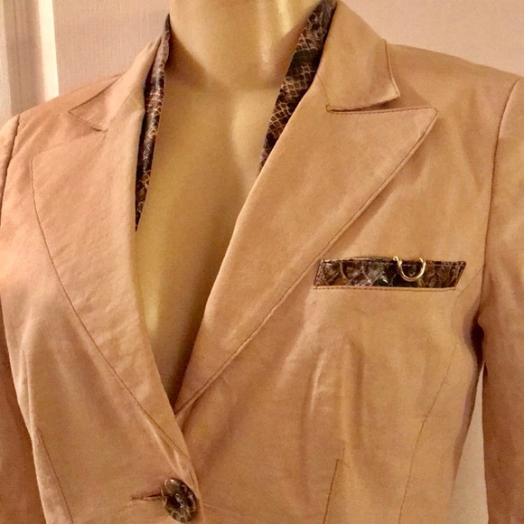 Bebe linen blazer - Picture 3 of 3